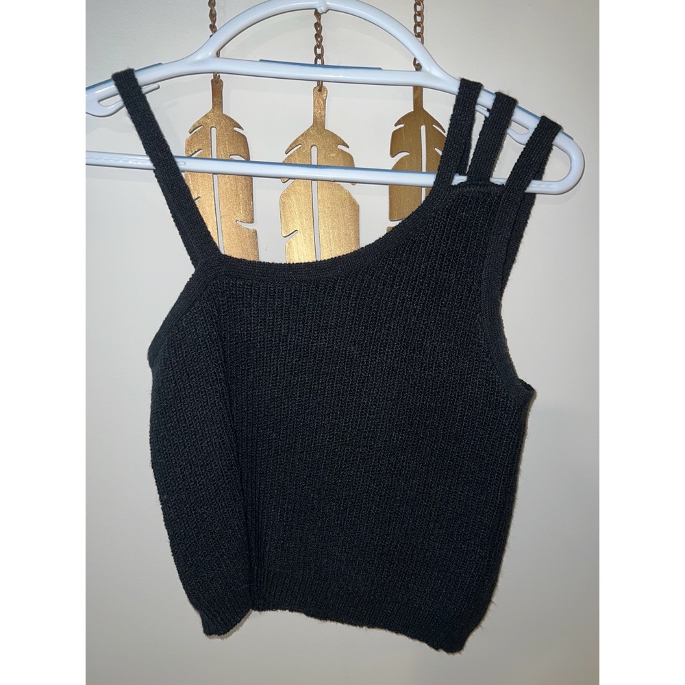 Black knit cutout tank, size small